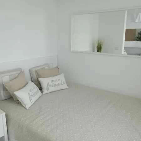Апартаменты Bright & White New With Garage