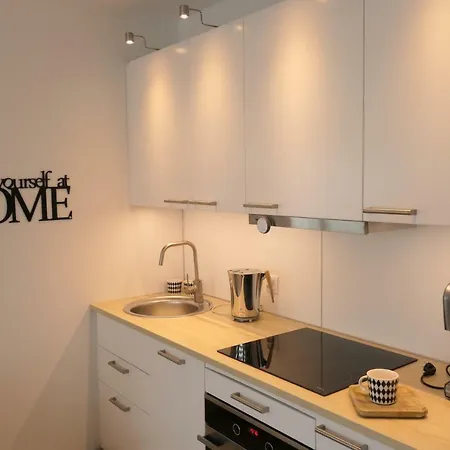 Апартаменты Bright & White New With Garage